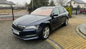 Skoda Superb iV Plug-In Premium Skóra, Canton, FVAT23%