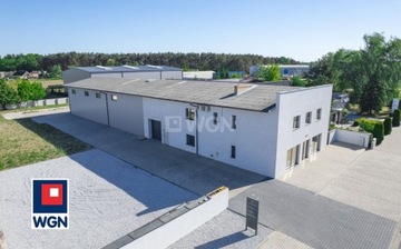 Magazyny i hale, Budzyń, 693 m²