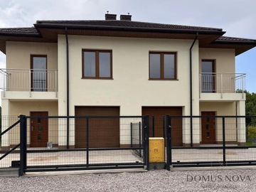 Dom, Zakręt, Wiązowna (gm.), 184 m²