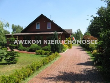 Dom, Jaktorów, Jaktorów (gm.), 167 m²