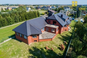 Dom, Lubliniec, Lubliniecki (pow.), 523 m²