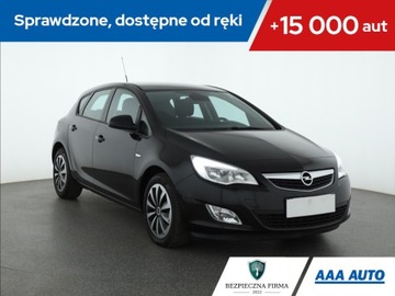 Opel Astra 1.7 CDTI, Klima, Tempomat, Parktronic