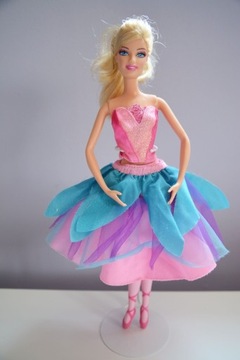 Lalka Barbie tańcząca ballerina obrotowa spódnica
