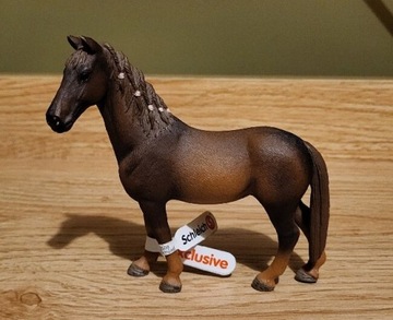 Schleich exclusive koń trakeński klacz figurka