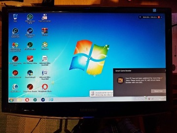 Monitor  - Samsung  Sync Master 2233