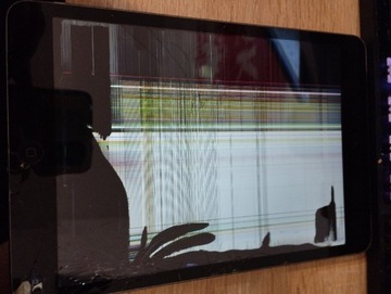Apple iPad Mini A1490 uszkodzony