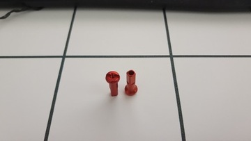 Nypel szprych czerwony 14mm 2.0 chyba Swiss 2szt.