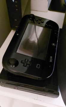 Nintendo Wii U Premium 32Gb + 3 gry