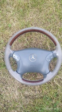 Kierowca Mercedes