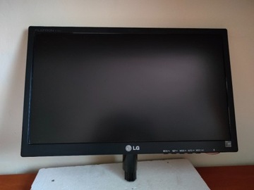 Ładny! LG FLATRON E1942 FULL HD 18.5"