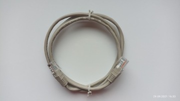 Kabel sieciowy 100 Mb/s RJ45 CAT.5 UTP 1m INVAX