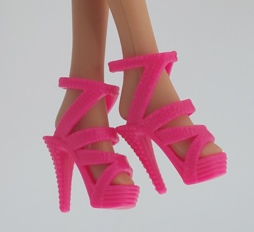 Buty dla lalki Barbie Standard i Curvy różowe