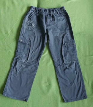 Spodnie dla chłopca rozmiar około 140 - 152
