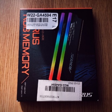 Pamięć RAM GIGABYTE AORUS DDR4-4400 CL19 (2x8GB)