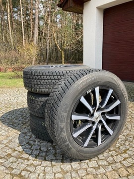 KOŁA ZIMOWE NEXEN 215/65R17 i FELGI AEZ Reef 17"