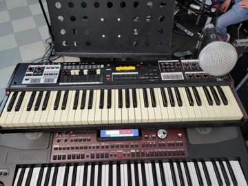 Organy Hammond SK1 