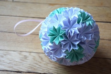 Bombka origami w kolorze biało-zielonym