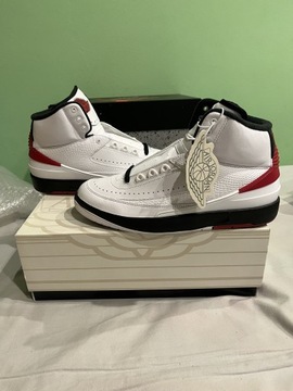 Jordan 2 Retro OG Chicago (2022)