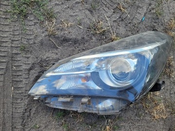 Lampa przod Toyota Yaris 3