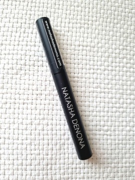 Natasha Denona eyeliner macro blade liquid liner