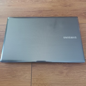 Laptop Samsung uszkodzony