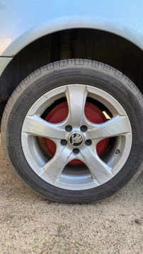 Koła Skoda zamienie nowe opony letnie 195/55R15