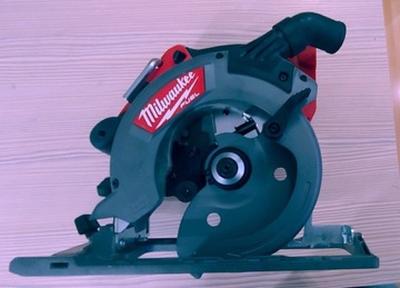 Pilarka tarczowa Milwaukee M18CCS55-0 165mm FUEL 