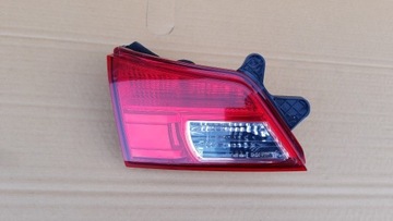 Lampa tył klapa lewa prawa Subaru Outback 09-14