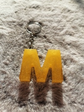 Breloczek do kluczy literka M