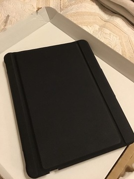 iPad 7 2019 case/obudowa/folio a klawiaturą