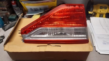 2011-2014 odyssey nowa  lampa tył lewa  w klape