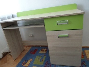 Biurko dla dziecka 