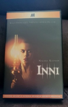 Sprzedam kasetę VHS "Inni" 