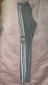 Piękne Legginsy szare adidas