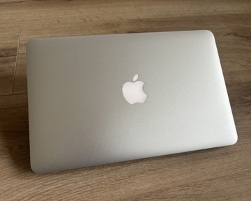 Apple MacBook Air 11 model A1465 