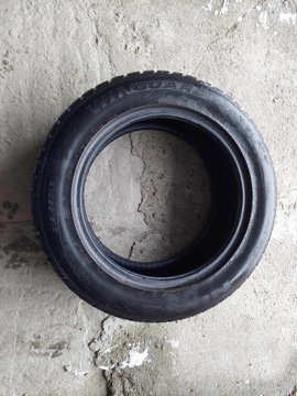 Używane Opony zimowe 2x NEXEN 215/55R16