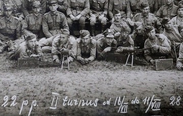 ZDJĘCIE NA TEKTURCE;1928 rok; 22 pułk piechoty
