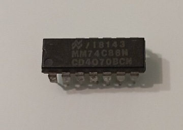 Układ scalony MM74C86N