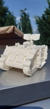 Pojazd na bazie Rhino Warhammer