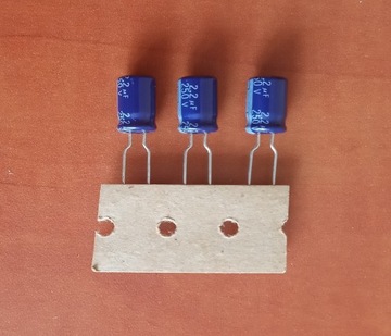 Kondensator elektrolit. 250V 2,2uF 85'C [3szt.]