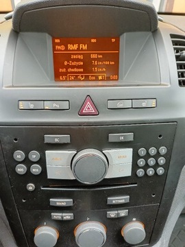 Radio CD30 MP3 + wyświetlacz GID Opel Zafira B