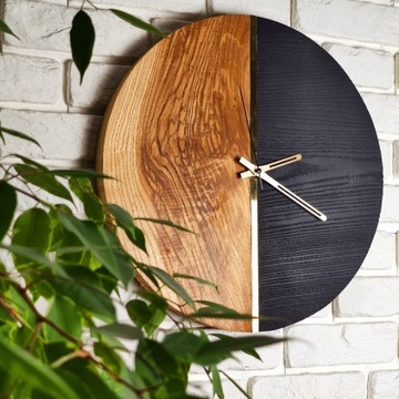 Zegar ścienny z drewna