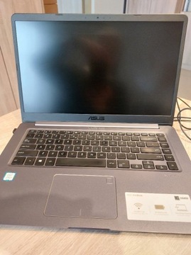 Laptop Asus 15,6 " Intel Core i3,16 GB / 256 GB 