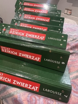 Świat Dzikich Zwierząt LAROUSSE 