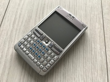 Wyprzedaz Kolekcji Nokia E61 Prototyp.