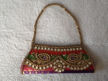 Kolorowa haftowana orientalna torebka z koralikami