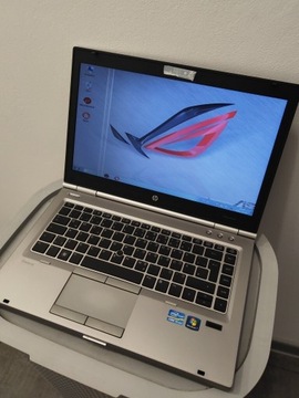 HP 8460 i5 uszkodzony 