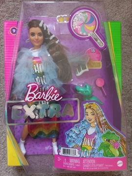 Lalka Barbie z serii Barbie extra