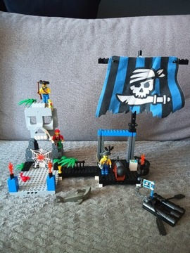 LEGO PIRATES  7074