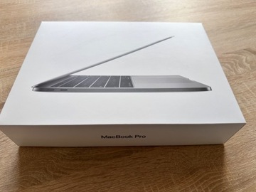 MacBook Pro 13 13,3 " Intel Core i5 8 GB / 128 GB